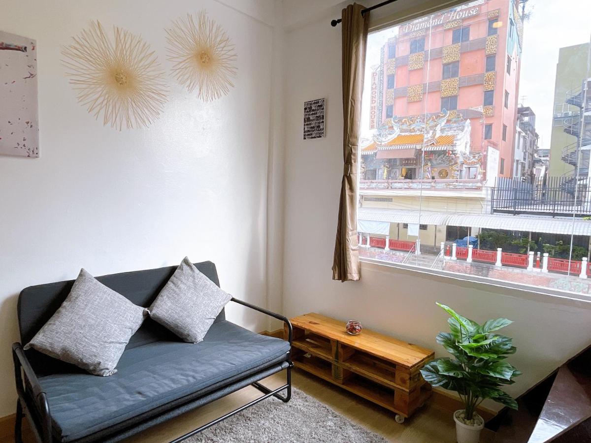 Lively And Cozy Canal House ,Entire House 曼谷 外观 照片