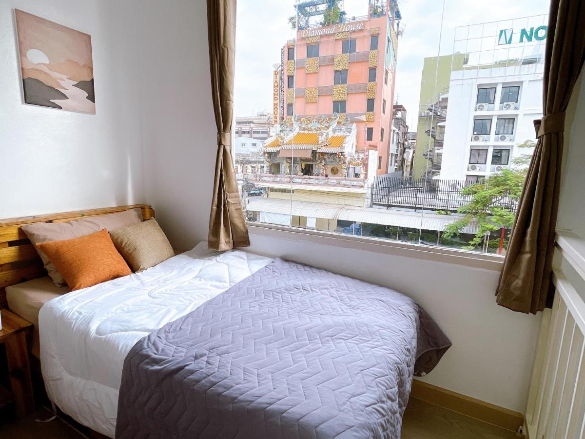 Lively And Cozy Canal House ,Entire House 曼谷 外观 照片